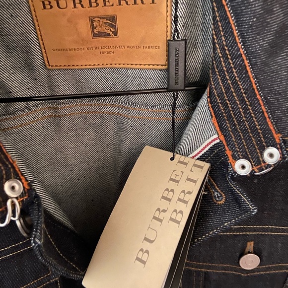 Burberry jacket - Picture 6 of 11